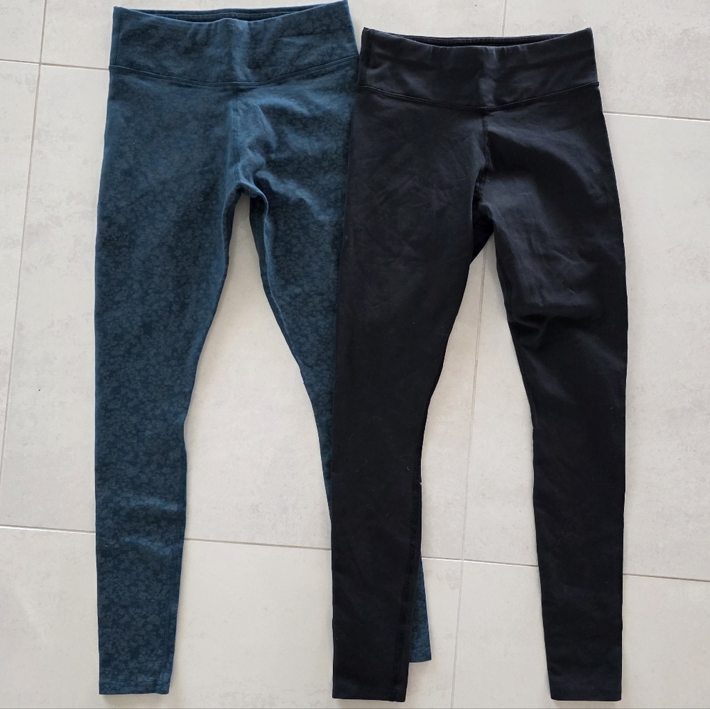 Pact Organic Cotton Leggings XS Black & Blue Flower Lot